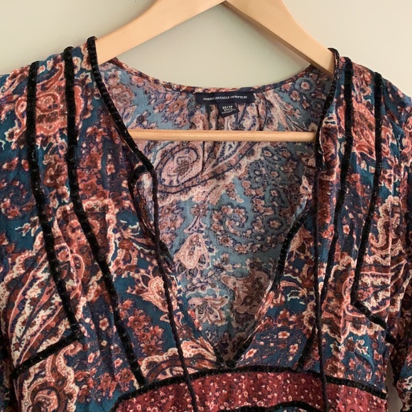 American Eagle print top - Picture 2 of 2